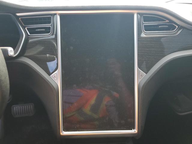 5YJSA1E25GF176897 - 2016 TESLA MODEL S WHITE photo 9