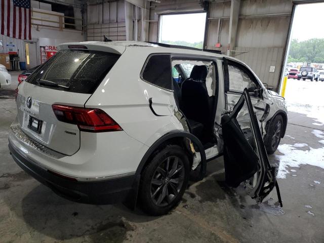 3VV2B7AXXNM108171 - 2022 VOLKSWAGEN TIGUAN SE 白色 照片 3