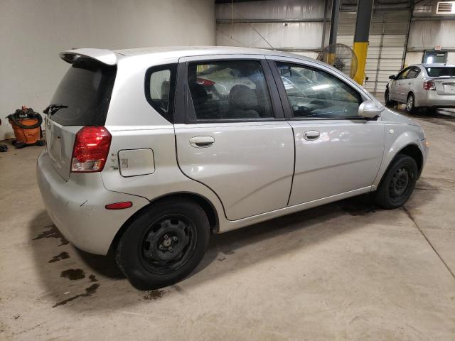 KL1TD62695B440968 - 2005 CHEVROLET AVEO BASE SILVER photo 3