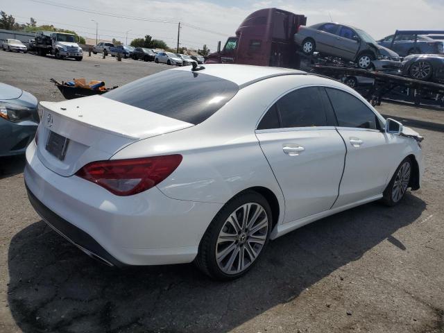 WDDSJ4EB8JN692283 - 2018 MERCEDES-BENZ CLA 250 WHITE photo 3