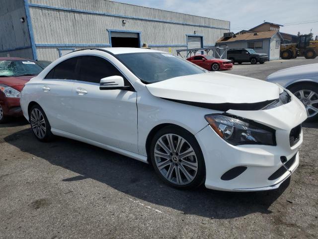 WDDSJ4EB8JN692283 - 2018 MERCEDES-BENZ CLA 250 WHITE photo 4