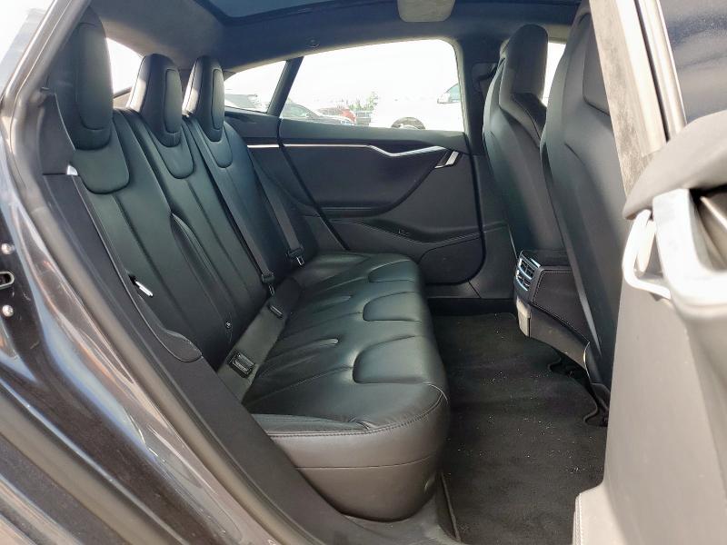 5YJSA1E12GF158266 - 2016 TESLA MODEL S Մոխրագույն լուսանկար 11