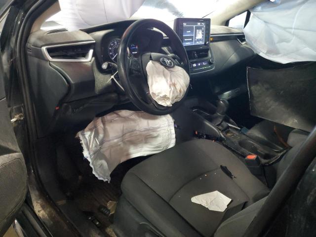 5YFEPMAE2NP319349 - 2022 TOYOTA COROLLA LE BLACK photo 8