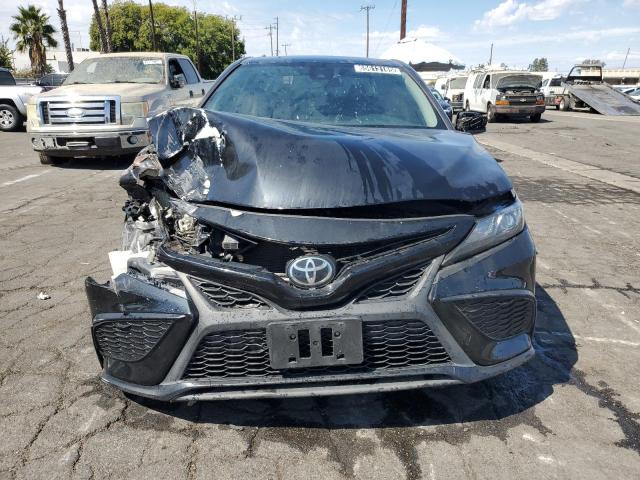 4T1G11AK6MU482713 - 2021 TOYOTA CAMRY SE BLACK photo 5