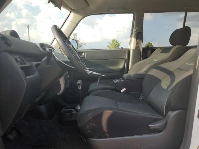 JTLKT324764116318 - 2006 TOYOTA SCION XB Սպիտակ լուսանկար 7