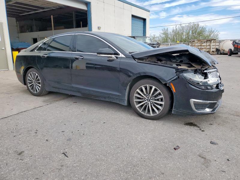 3LN6L5A99KR604446 - 2019 LINCOLN MKZ Czarny zdjęcie 4