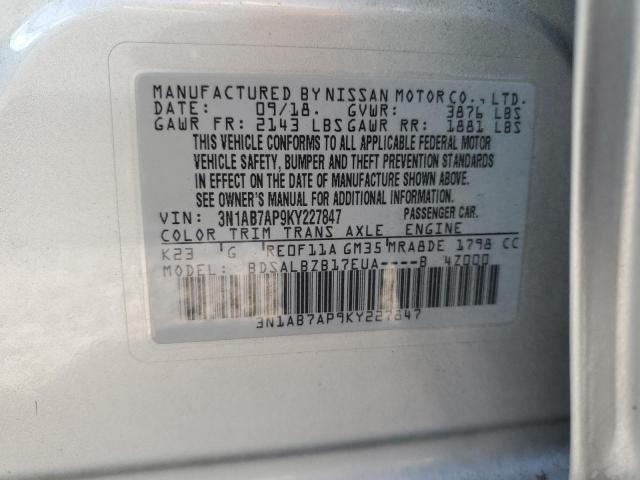 3N1AB7AP9KY227847 - 2019 NISSAN SENTRA S 银色 照片 12
