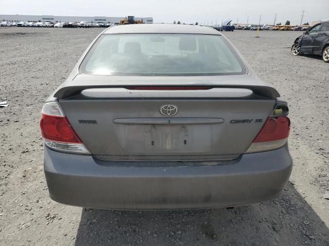 4T1BE30K95U556476 - 2005 TOYOTA CAMRY LE GRAY photo 6