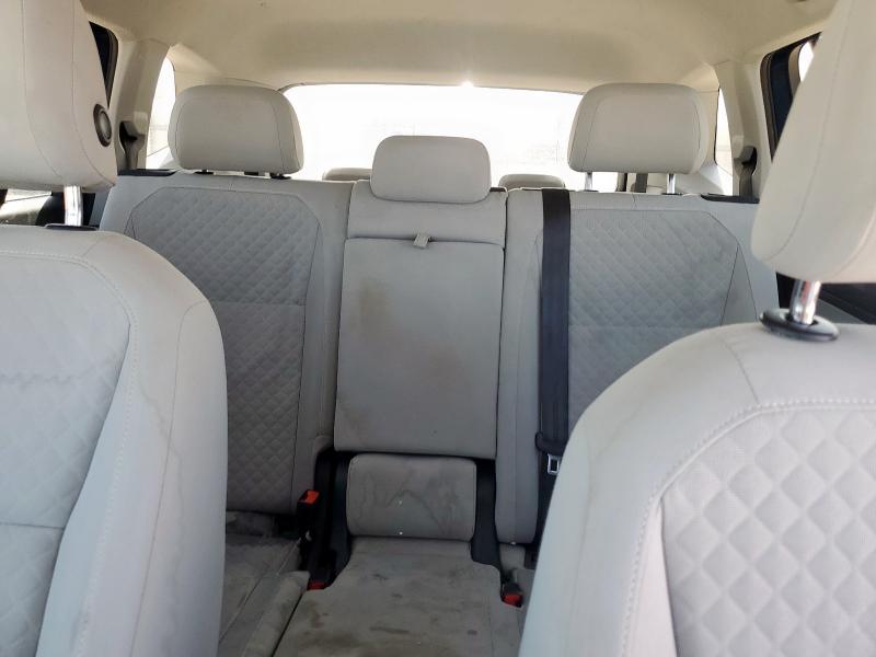 3VV1B7AX2JM058100 - 2018 VOLKSWAGEN TIGUAN S 蓝色 照片 10