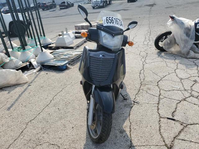 RFBD2K2137B110314 - 2007 KYMCO USA INC PEOPLE S BLACK photo 2