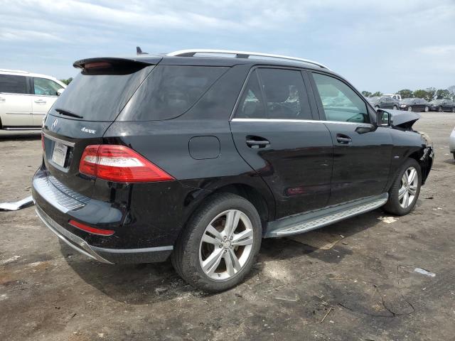 4JGDA5HB1CA001606 - 2012 MERCEDES-BENZ ML 350 4MATIC BLACK photo 3