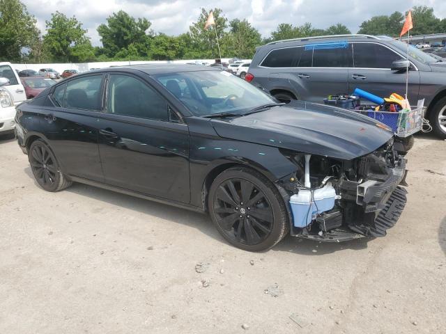 1N4BL4CVXNN391611 - 2022 NISSAN ALTIMA SR BLACK photo 4