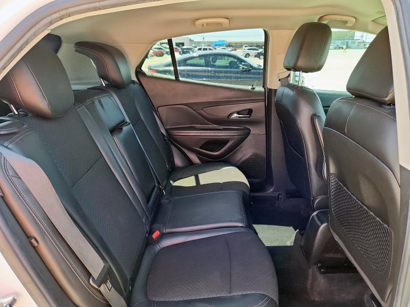 KL4CJASB2KB897466 - 2019 BUICK ENCORE PREFERRED أبيض صورة 11