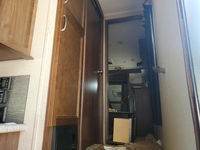 4YDF37921HA742182 - 2017 KEYSTONE MONTANA 米色 照片 5