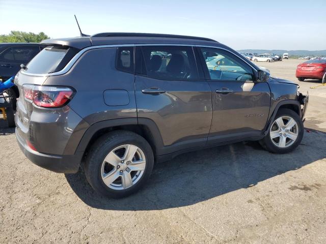 3C4NJDBB5NT154531 - 2022 JEEP COMPASS LATITUDE رمادي صورة 3