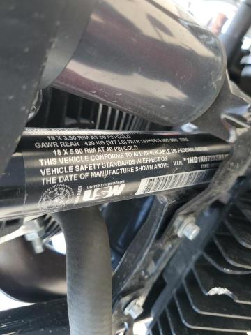 1HD1KH72XSB613964 - 2025 HARLEY-DAVIDSON FLTRX 银色 照片 9