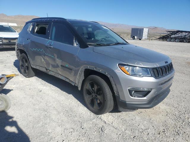 3C4NJDBB5LT132185 - 2020 JEEP COMPASS LATITUDE GRAY photo 4