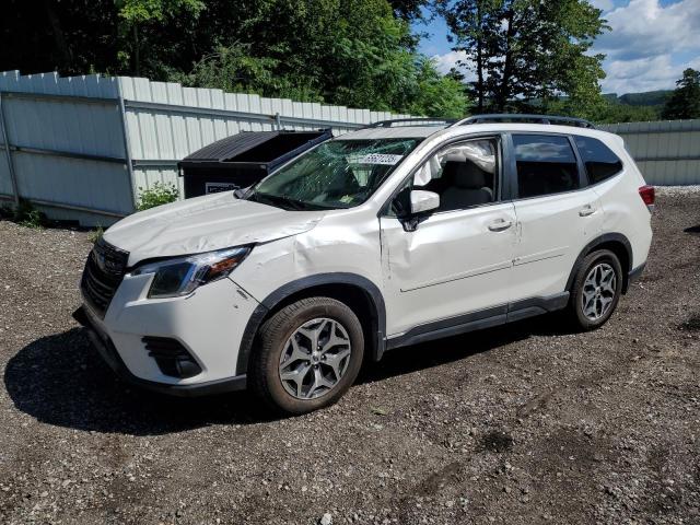 2022 SUBARU FORESTER PREMIUM, 