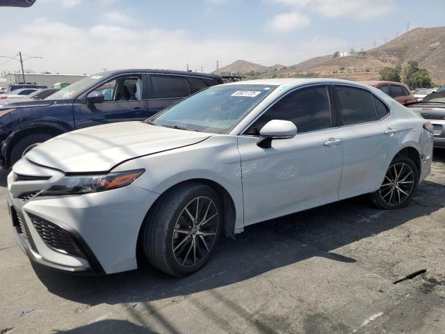 4T1G11AK2PU140048 - 2023 TOYOTA CAMRY SE NIGHT SHADE WHITE photo 1