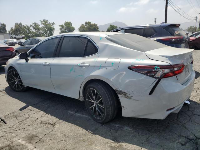 4T1G11AK2PU140048 - 2023 TOYOTA CAMRY SE NIGHT SHADE WHITE photo 2