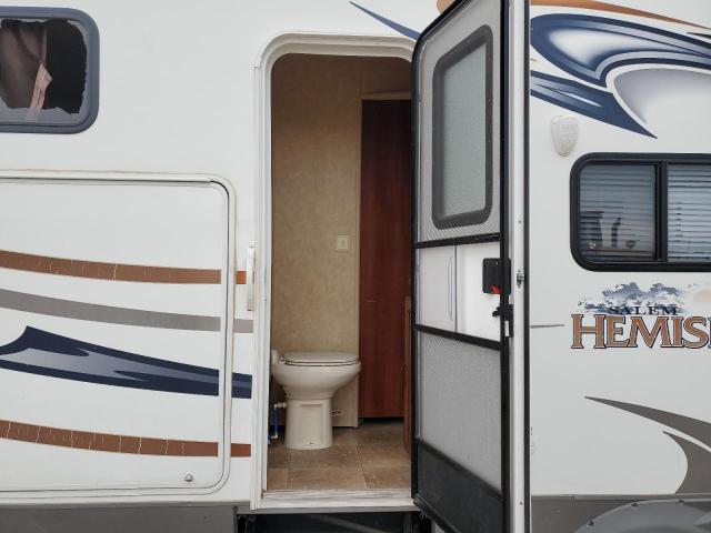 4X4FSBL22DU073554 - 2013 SALM HEMISPHERE TWO TONE photo 6