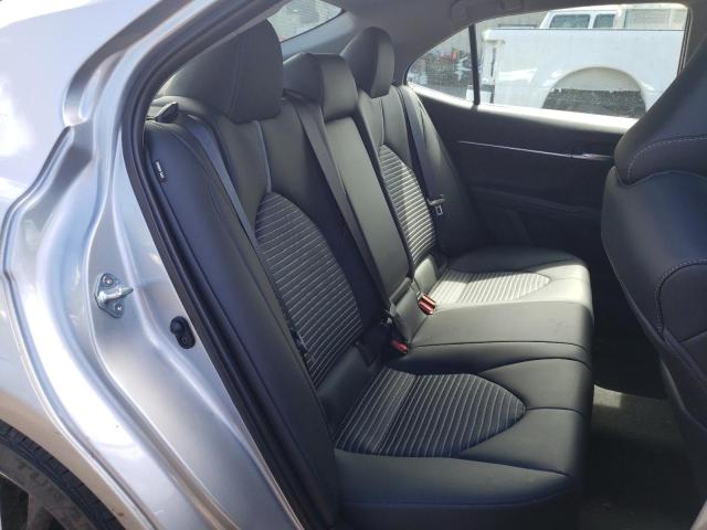 4T1T11AK2RU189705 - 2024 TOYOTA CAMRY SE NIGHT SHADE SILVER photo 10