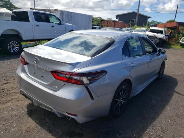 4T1T11AK2RU189705 - 2024 TOYOTA CAMRY SE NIGHT SHADE SILVER photo 3