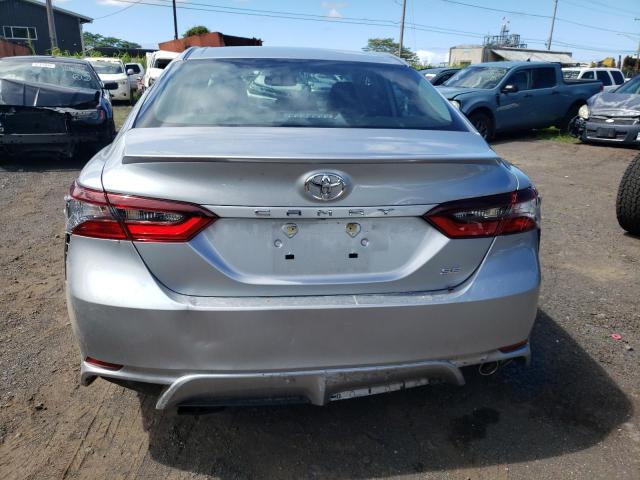 4T1T11AK2RU189705 - 2024 TOYOTA CAMRY SE NIGHT SHADE SILVER photo 6