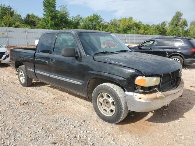 2GTEC19VX21393188 - 2002 GMC SIERRA C1500 BLACK photo 4