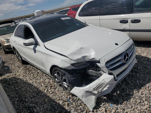 55SWF4KBXFU013930 - 2015 MERCEDES-BENZ C 300 4MATIC WHITE photo 4