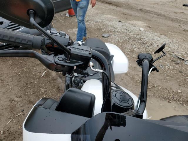 1HD1KH710RB645405 - 2024 HARLEY-DAVIDSON FLTRX 白色 照片 5