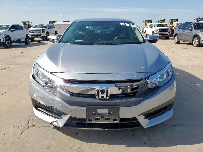 2HGFC2E5XJH557840 - 2018 HONDA CIVIC LX SILVER photo 5