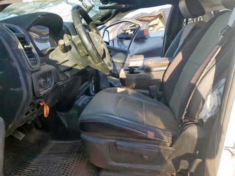 3C6UR5HJ3PG566569 - 2023 RAM 2500 TRADESMAN Белый фото 7