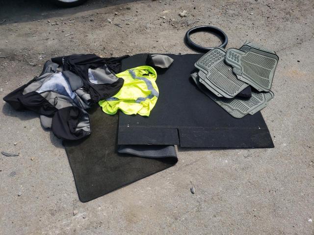 JTKJF5C70D3052797 - 2013 TOYOTA SCION TC 灰色 照片 12