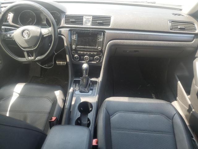 1VWDT7A35HC015501 - 2017 VOLKSWAGEN PASSAT R-LINE Gümüş foto 8
