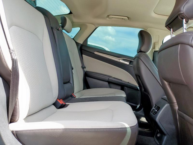 3FA6P0HD7KR132727 - 2019 FORD FUSION SE Qara foto 10