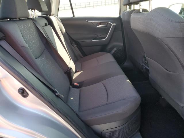 JTMRWRFV2PD177889 - 2023 TOYOTA RAV4 XLE Srebrny zdjęcie 11