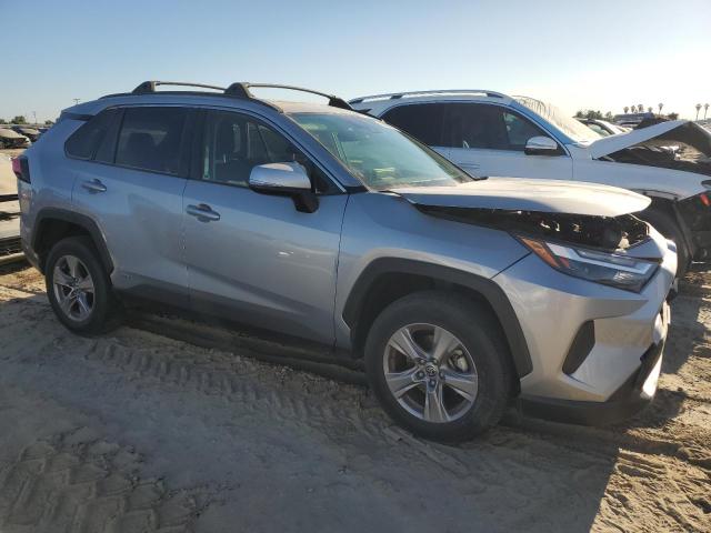 JTMRWRFV2PD177889 - 2023 TOYOTA RAV4 XLE Srebrny zdjęcie 4
