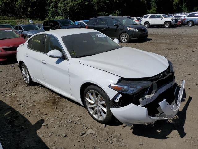 ZARFAEDN7J7573602 - 2018 ALFA ROMEO GIULIA Q4 WHITE photo 4