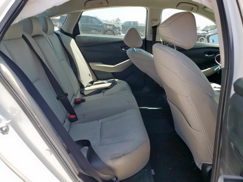 1HGCY1F25RA088850 - 2024 HONDA ACCORD LX WHITE photo 10