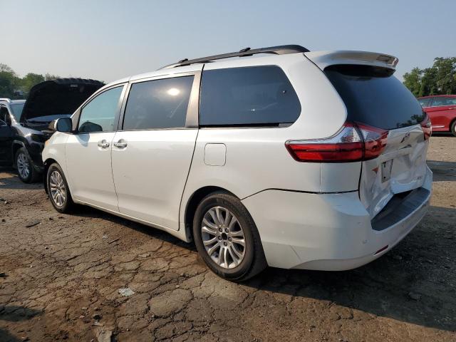 5TDYK3DCXFS632318 - 2015 TOYOTA SIENNA XLE WHITE photo 2