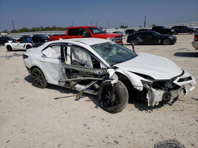 4T1G11AKXNU635482 - 2022 TOYOTA CAMRY SE WHITE photo 4