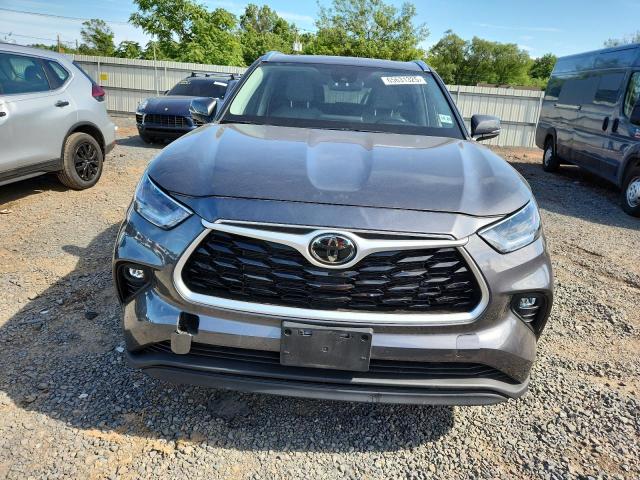 5TDGZRBH6MS559647 - 2021 TOYOTA HIGHLANDER XLE GRAY photo 5