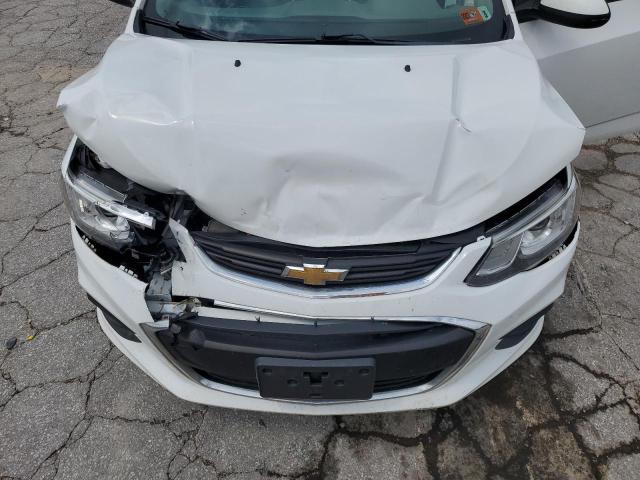 1G1JG6SB5K4145797 - 2019 CHEVROLET SONIC თეთრი ფოტო 11