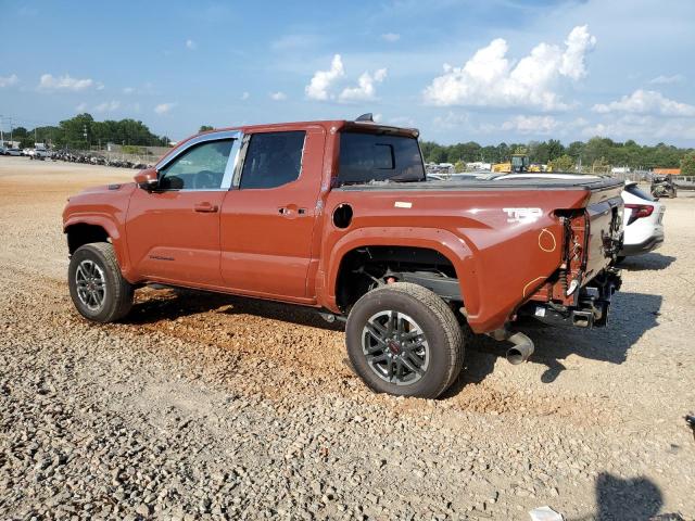 3TYLC5LNXST020950 - 2025 TOYOTA TACOMA DOUBLE CAB ORANGE photo 2