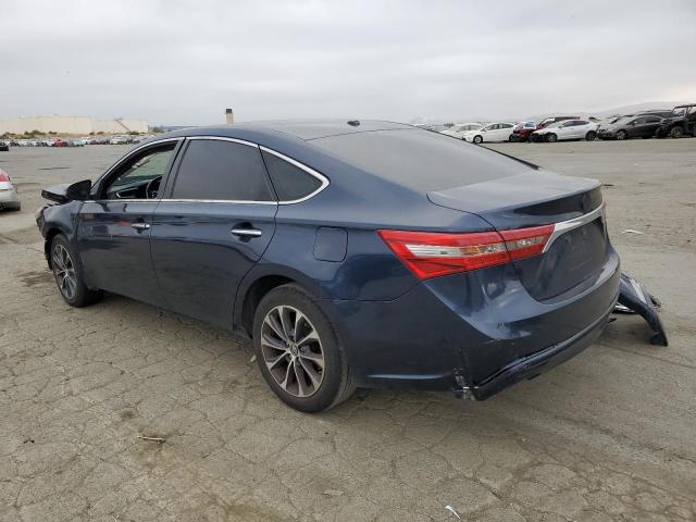 4T1BK1EB8JU280596 - 2018 TOYOTA AVALON XLE BLUE photo 2