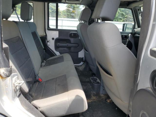 1J4BZ3H10AL120307 - 2010 JEEP WRANGLER UNLIMITED SPORT SILVER photo 11
