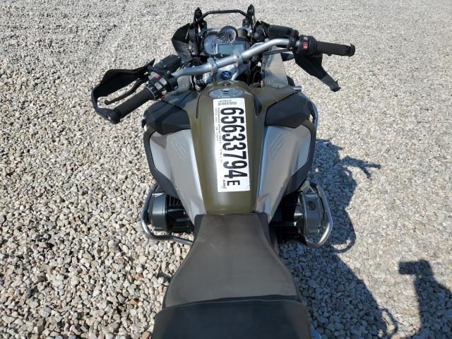 WB10A120XFZ097287 - 2015 BMW R1200 GS ADVENTURE GREEN photo 6