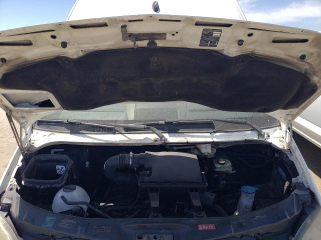 WD3PE8CB9B5581896 - 2011 MERCEDES-BENZ SPRINTER 2500 WHITE photo 11