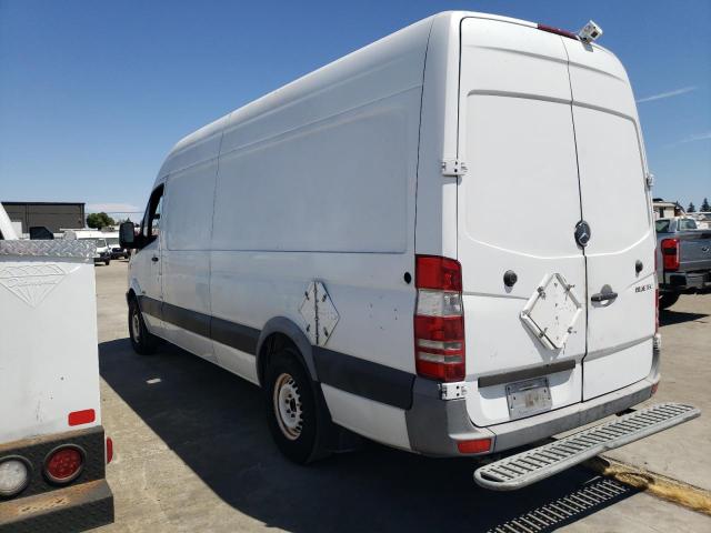 WD3PE8CB9B5581896 - 2011 MERCEDES-BENZ SPRINTER 2500 WHITE photo 2